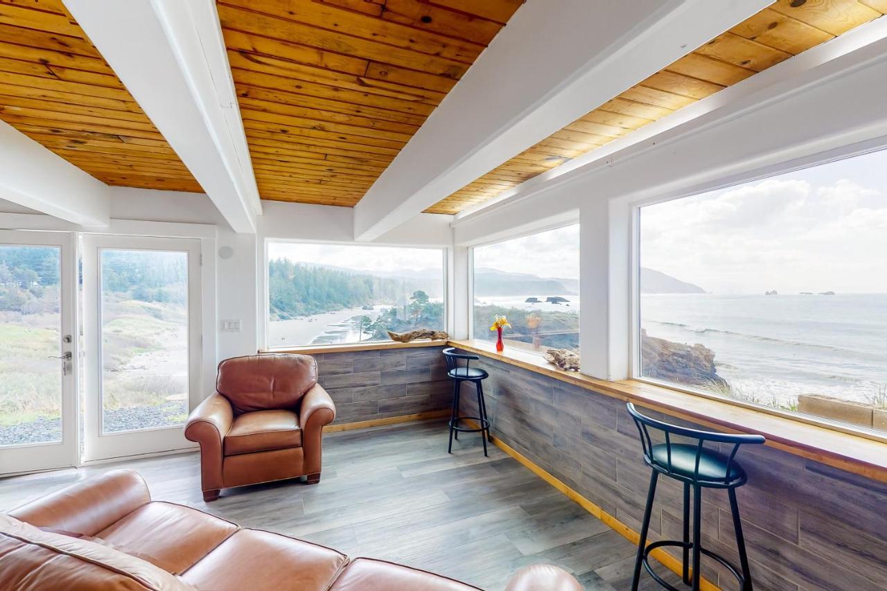 Seaside Serene Port Orford Exterior photo