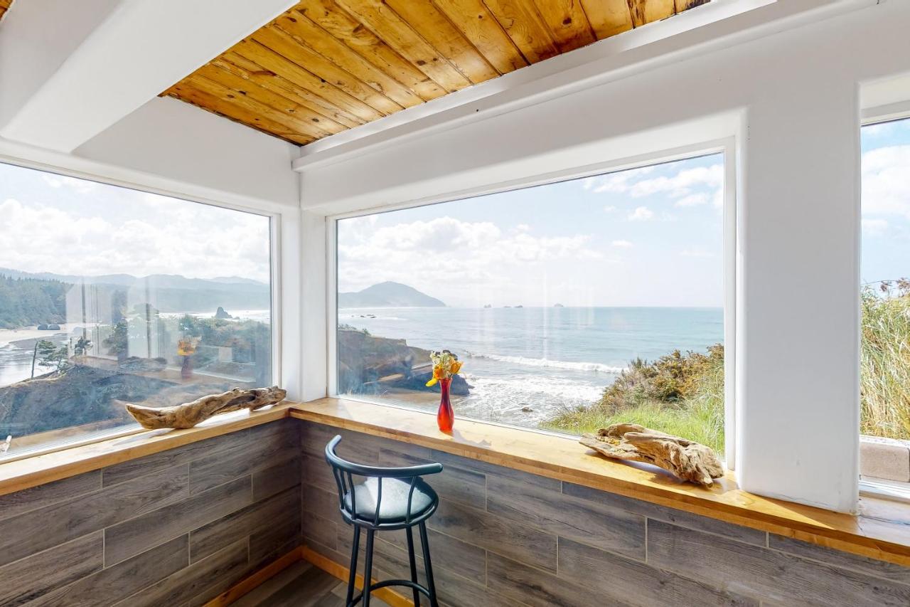 Seaside Serene Port Orford Exterior photo